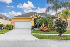 2831 MOONSTONE BEND, KISSIMMEE, FL 34758 Sold 04/10/24