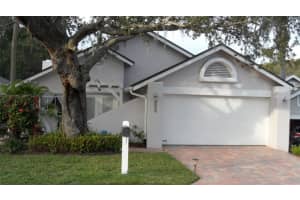 625 FALLSMEAD CIRCLE, LONGWOOD, FL 32750 Sold 03/08/24
