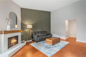 656 SAINT JOHNS COURT, WINTER PARK, FL 32792 Sold 05/28/24