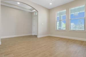 18386 OLIVER TWIST WAY, WINTER GARDEN, FL 34787 Sold 05/14/24