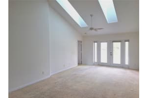 518 6TH STREET, VERO BEACH, FL 32962 Sold 02/16/24