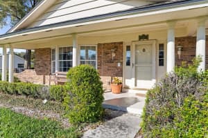 8937 CRICHTON WOOD COURT, ORLANDO, FL 32819 Sold 05/10/24