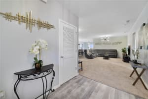 5525 FOREST RIDGE DRIVE, WINTER HAVEN, FL 33881 Sold 04/12/24