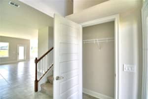 208 KRENSON BAY LOOP, WINTER HAVEN, FL 33881 Sold 03/17/25