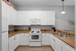 1015 GRAN BAHAMA BOULEVARD #B31/U1015, DAVENPORT, FL 33897 Sold 04/11/24