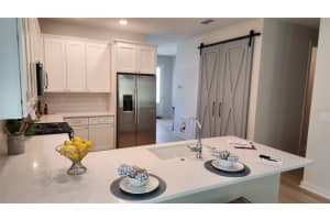 460 OAK HILL ROAD, MOUNT DORA, FL 32757 Sold 10/04/24