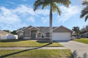 2901 DUNBLANE COURT, KISSIMMEE, FL 34743 Sold 03/08/24