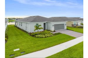 6109 BLUE POND WAY, SAINT CLOUD, FL 34771 Sold 06/17/24