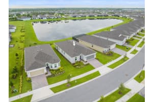 6109 BLUE POND WAY, SAINT CLOUD, FL 34771 Sold 06/17/24