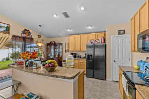 6625 CRESCENT LOOP, WINTER HAVEN, FL 33884 Sold 04/30/24