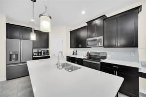 7536 SUMMERLAKE GROVES STREET, WINTER GARDEN, FL 34787 Sold 05/07/24