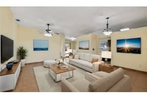 424 SHORT PINE CIRCLE, ORLANDO, FL 32807 Sold 04/22/24