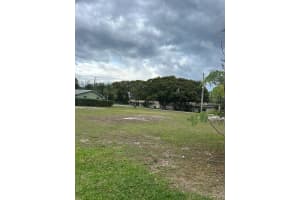 VISTA AVE, LEESBURG, FL 34748 Sold 08/29/25