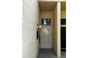 276 CRANES CIRCLE, ALTAMONTE SPRINGS, FL 32701 Sold 05/06/24