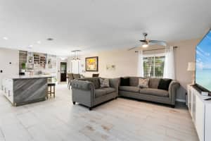 8718 PEPPERCORN DRIVE, ORLANDO, FL 32825 Sold 04/26/24