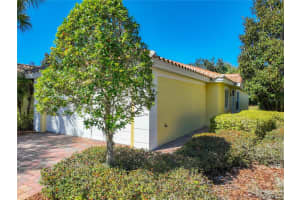 11896 FIORE DRIVE, ORLANDO, FL 32827 Sold 03/21/24