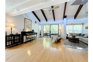 201 TOMOKA TRAIL, LONGWOOD, FL 32779 Sold 07/03/24
