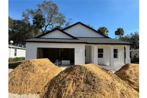511 CHEYENNE DR, OAK HILL, FL 32759 Sold 10/23/24