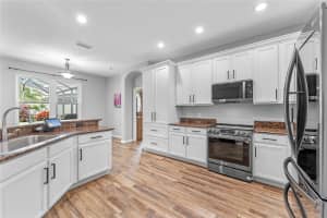 2700 OLD REDPINE WAY, ORLANDO, FL 32825 Sold 04/03/24