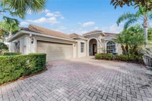 11800 ZELKOVA LANE, ORLANDO, FL 32827 Sold 05/31/24