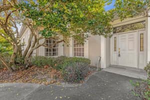 6229 INDIAN MEADOW STREET, ORLANDO, FL 32819 Sold 04/03/24