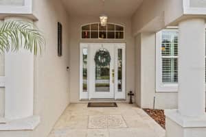 818 HUNTINGDALE COURT, DAVENPORT, FL 33897 Sold 03/18/24