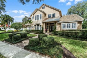 8752 CRESTGATE CIRCLE, ORLANDO, FL 32819 Sold 04/19/24