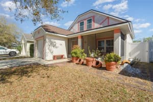 2653 WOODS EDGE CIRCLE, ORLANDO, FL 32817 Sold 03/14/24