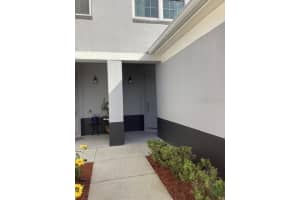 1281 SHALLCROSS AVENUE, ORLANDO, FL 32828 Sold 05/07/24