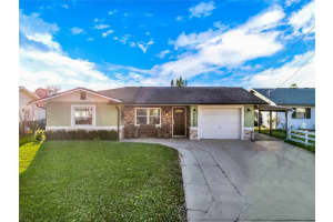 26613 CAYMAN DRIVE, TAVARES, FL 32778 Sold 08/20/24