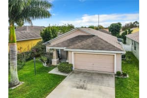 1128 BOWLINE STREET, WINTER HAVEN, FL 33880 Sold 04/19/24