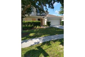 2001 CROSSVINE LANE, CASSELBERRY, FL 32707 Sold 04/30/24