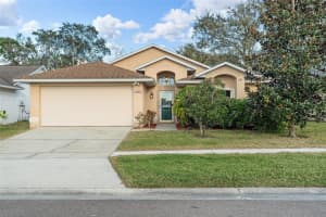12928 DOWNSTREAM CIR, ORLANDO, FL 32828 Sold 04/16/24
