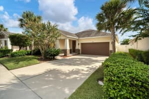 906 MOLLY CIRCLE, SARASOTA, FL 34232 Sold 07/03/24