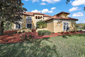 36525 BARRINGTON DRIVE, EUSTIS, FL 32736 Sold 03/28/25