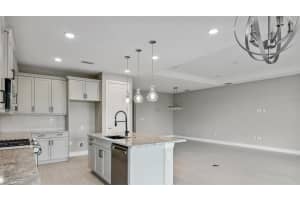 5002 FAIRHOPE CIRCLE, LAKEWOOD RANCH, FL 34211 Sold 02/24/25