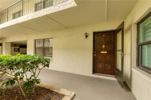 535 INTERLACHEN AVENUE, WINTER PARK, FL 32789 Sold 12/20/24
