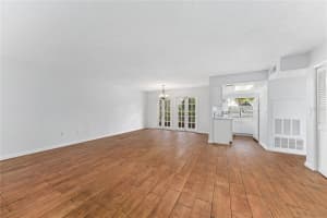 535 INTERLACHEN AVENUE, WINTER PARK, FL 32789 Sold 12/20/24