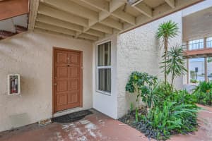 546 ORANGE DRIVE, ALTAMONTE SPRINGS, FL 32701 Sold 06/20/24