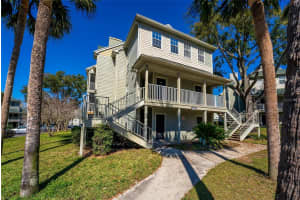 6160 WESTGATE DRIVE, ORLANDO, FL 32835 Sold 04/30/24