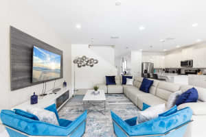 7645 FAIRFAX DRIVE, KISSIMMEE, FL 34747 Sold 08/30/24