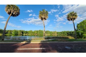 120 THORNTON AVENUE, ORLANDO, FL 32801 - MLS#MFRO6181944