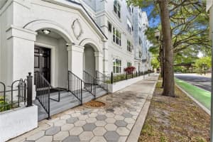 202 SOUTH STREET, ORLANDO, FL 32801 Sold 09/30/24