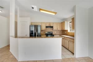 6580 PICCADILLY LANE, ORLANDO, FL 32835 Sold 05/06/24