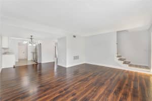 852 PARK LAKE CIRCLE, MAITLAND, FL 32751 Sold 05/24/24