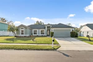 90 DESIREE AURORA STREET, WINTER GARDEN, FL 34787 Sold 05/17/24