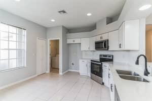 5121 RIVER EDGE LANE, LEESBURG, FL 34748 Sold 11/16/24