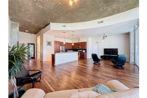 155 COURT AVENUE, ORLANDO, FL 32801 Sold 09/11/24