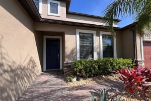 4322 SUMMER BREEZE WAY, KISSIMMEE, FL 34744 Sold 05/09/24
