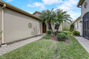 632 GRAND CANAL DRIVE, POINCIANA, FL 34759 Sold 05/14/24